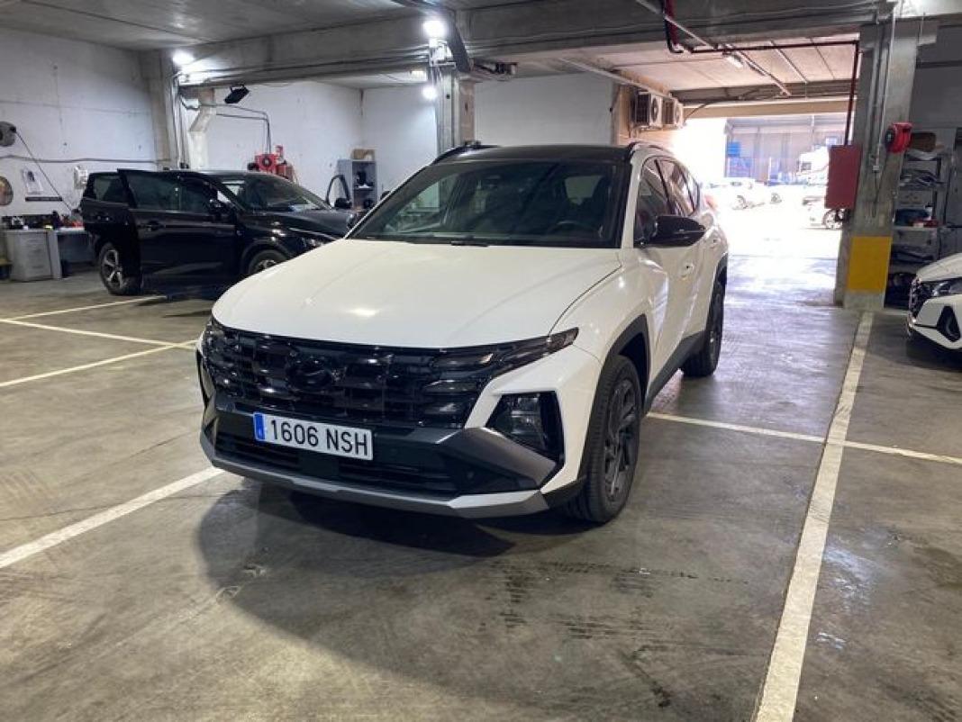 Hyundai Tucson 1.6T 176kW HEV AT Black Line Tecno Sky