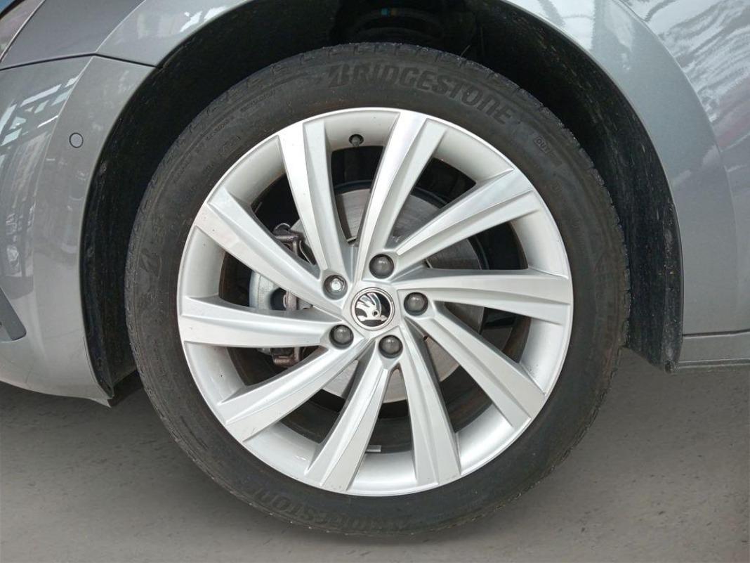 Skoda Octavia 1.4 TSI iV P-HEV Selection DSG 150 kW (204 CV)