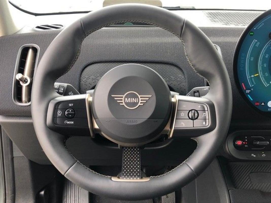 MINI Countryman D 120 kW (163 CV)