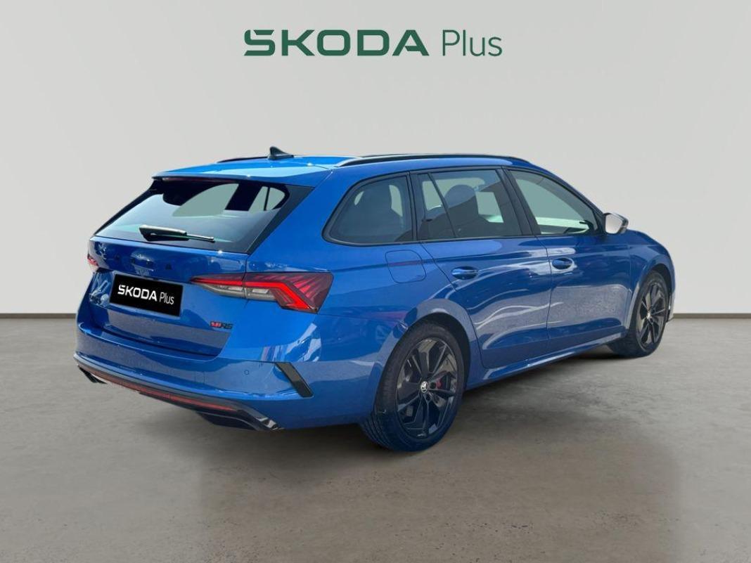 Skoda Octavia Combi 2.0 TSI RS Plus DSG 180 kW (245 CV)