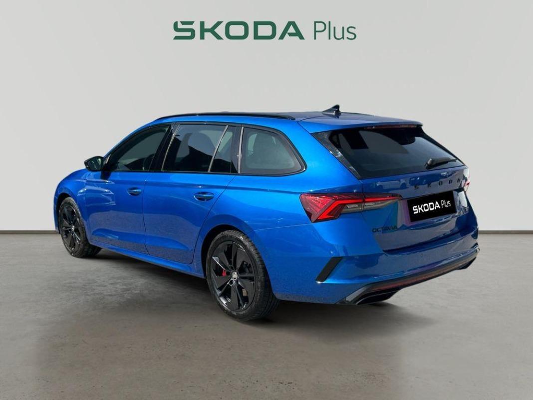 Skoda Octavia Combi 2.0 TSI RS Plus DSG 180 kW (245 CV)