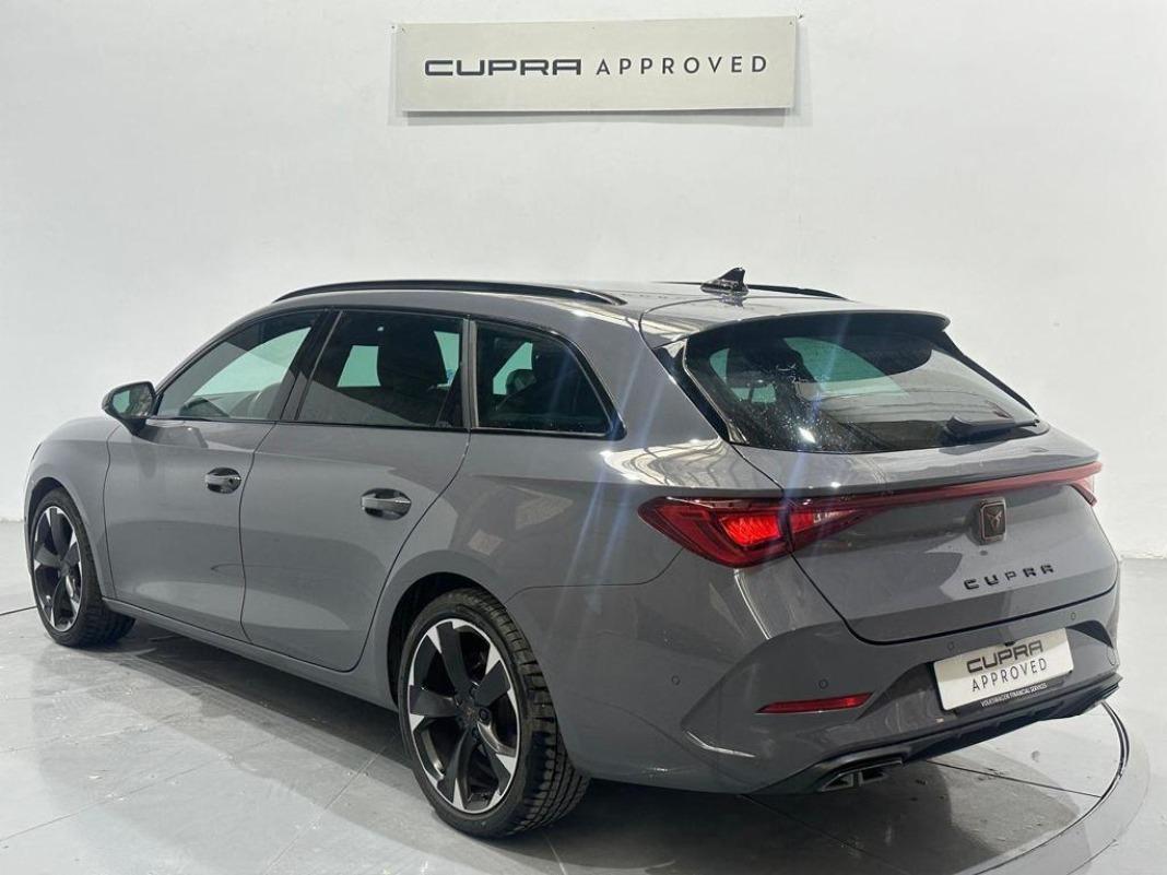 CUPRA Leon Sportstourer 1.5 eTSI DSG 110 kW (150 CV)