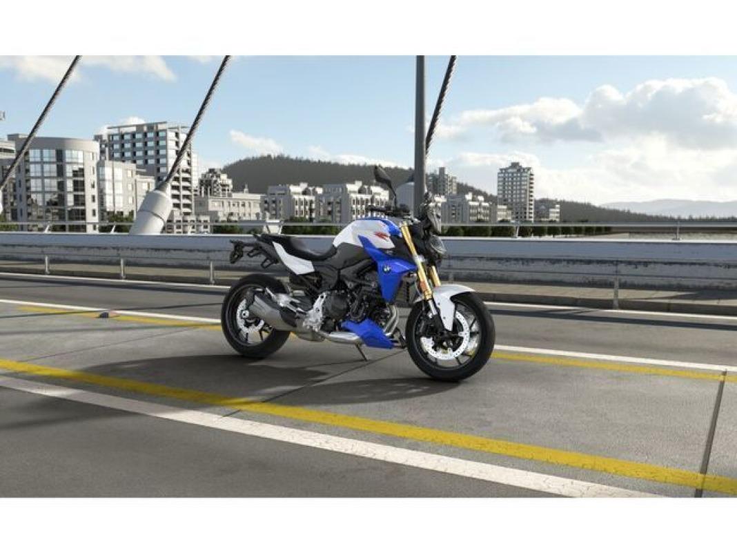 BMW Motorrad F 900 R 
