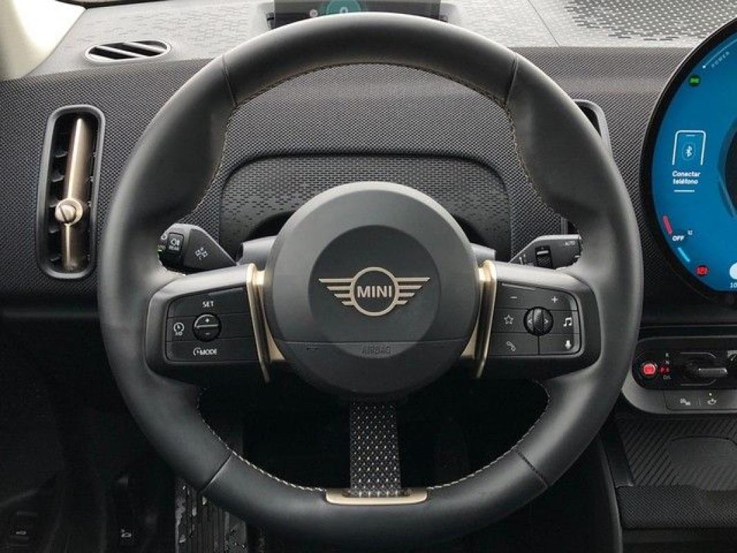 MINI Countryman D 120 kW (163 CV)