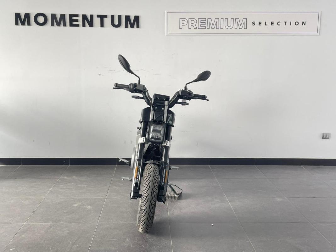 BMW Motorrad Ce 02 