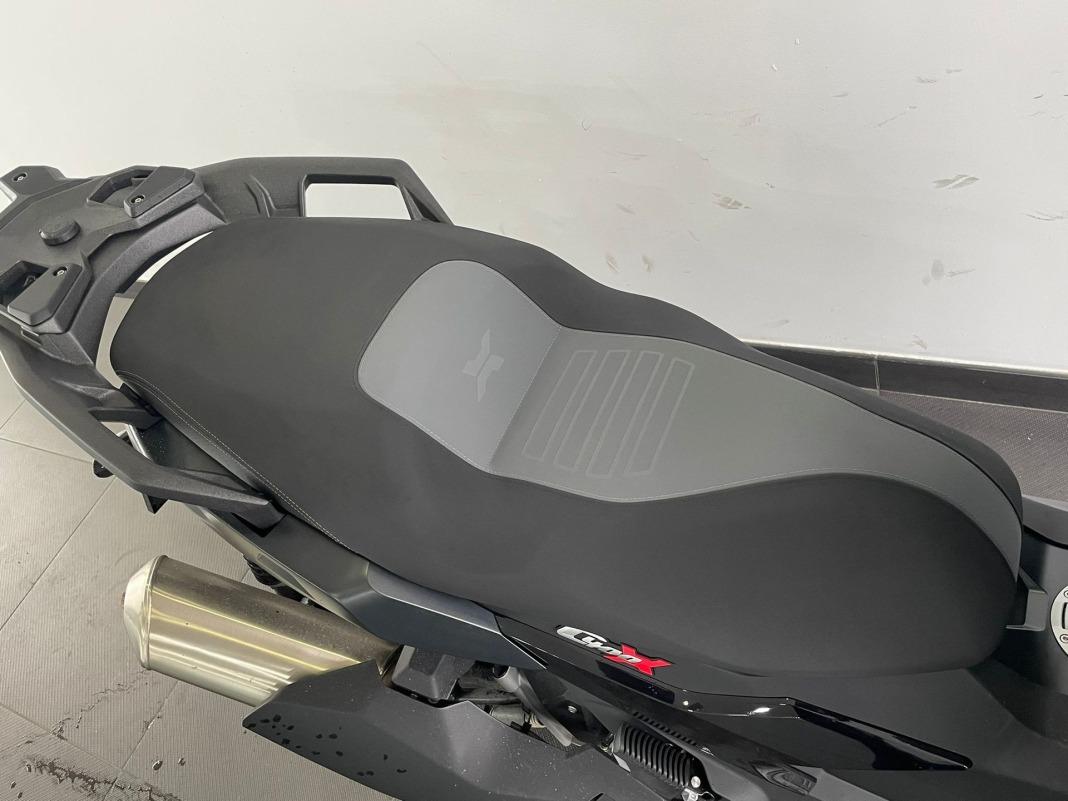 BMW Motorrad C 400 X 
