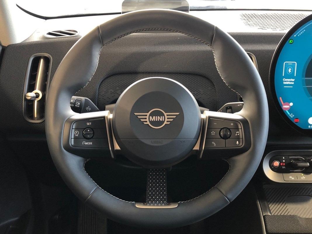 MINI Countryman D 120 kW (163 CV)