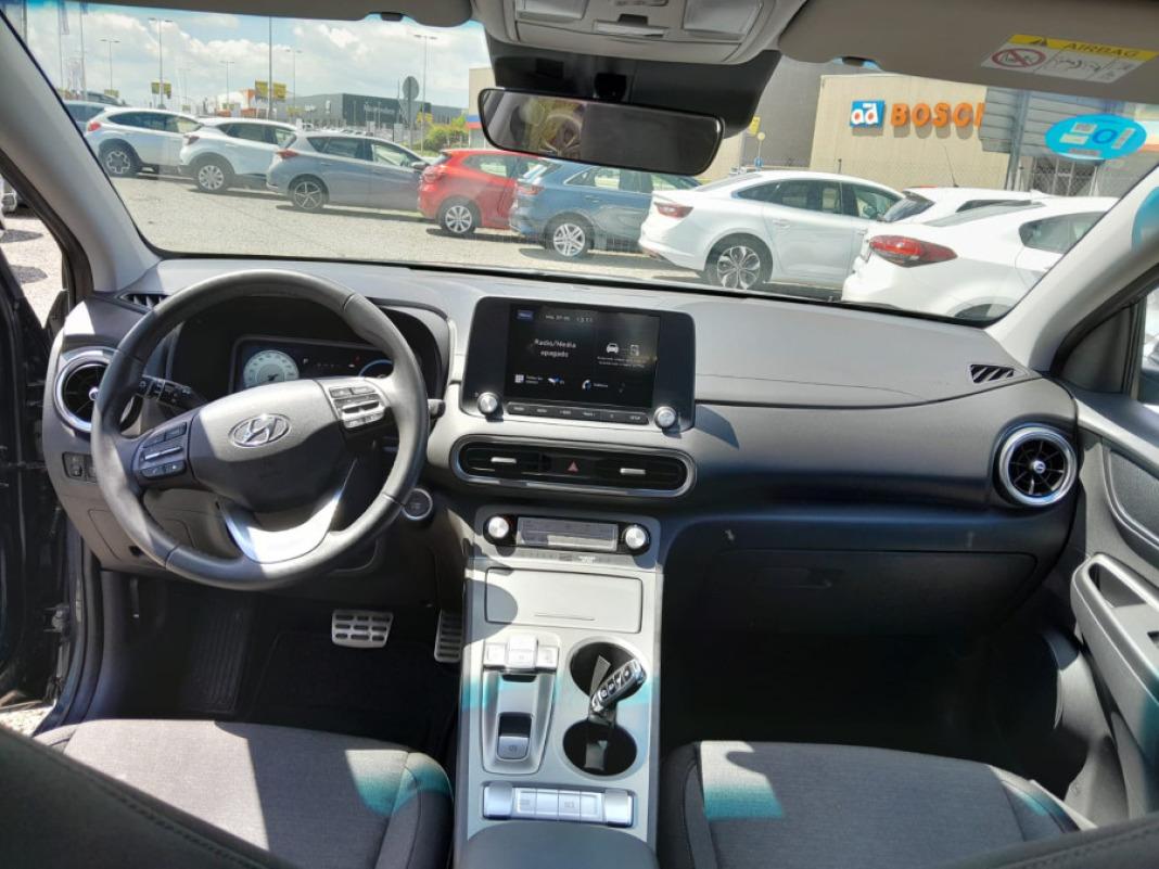 Hyundai Kona 100kW EV Maxx