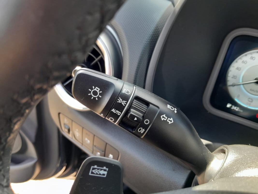 Hyundai Kona 100kW EV Maxx