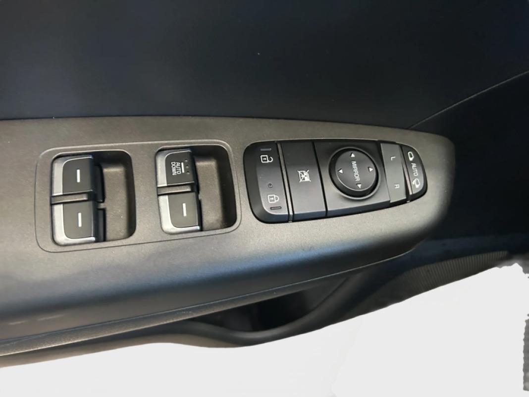 Kia Sportage 1.6 MHEV Drive 100kW 136CV 4x2