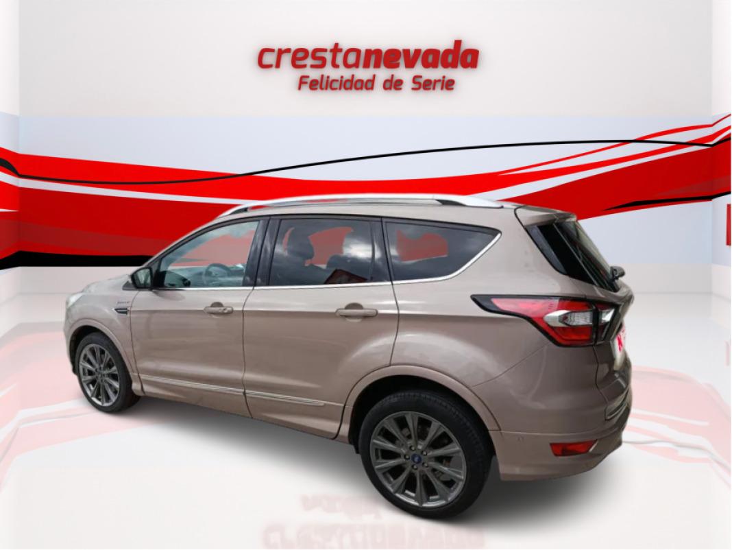 Ford Kuga 2.0 TDCi 132kW 4x4 ASS Vignale Powers.