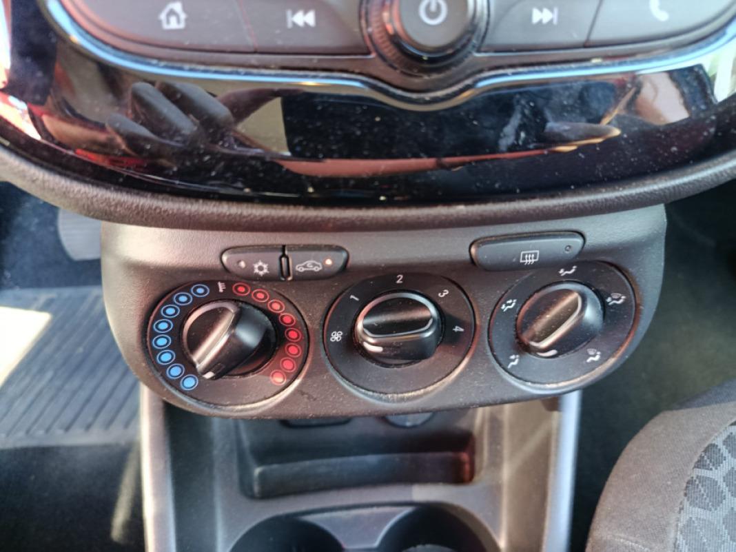 Opel Corsa 1.4 66kW 90CV Expression Pro