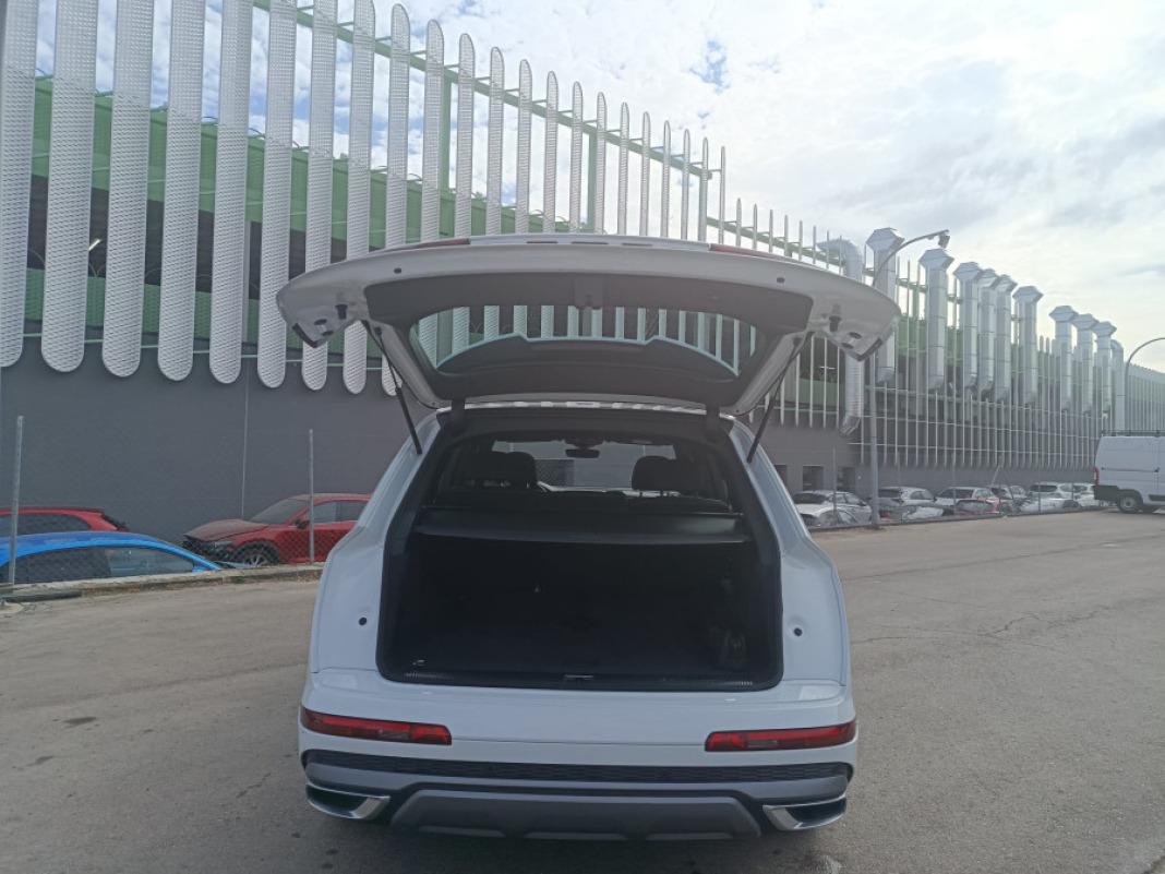 AUDI Q7 S line 45 TDI 170kW 232CV quat. tip.