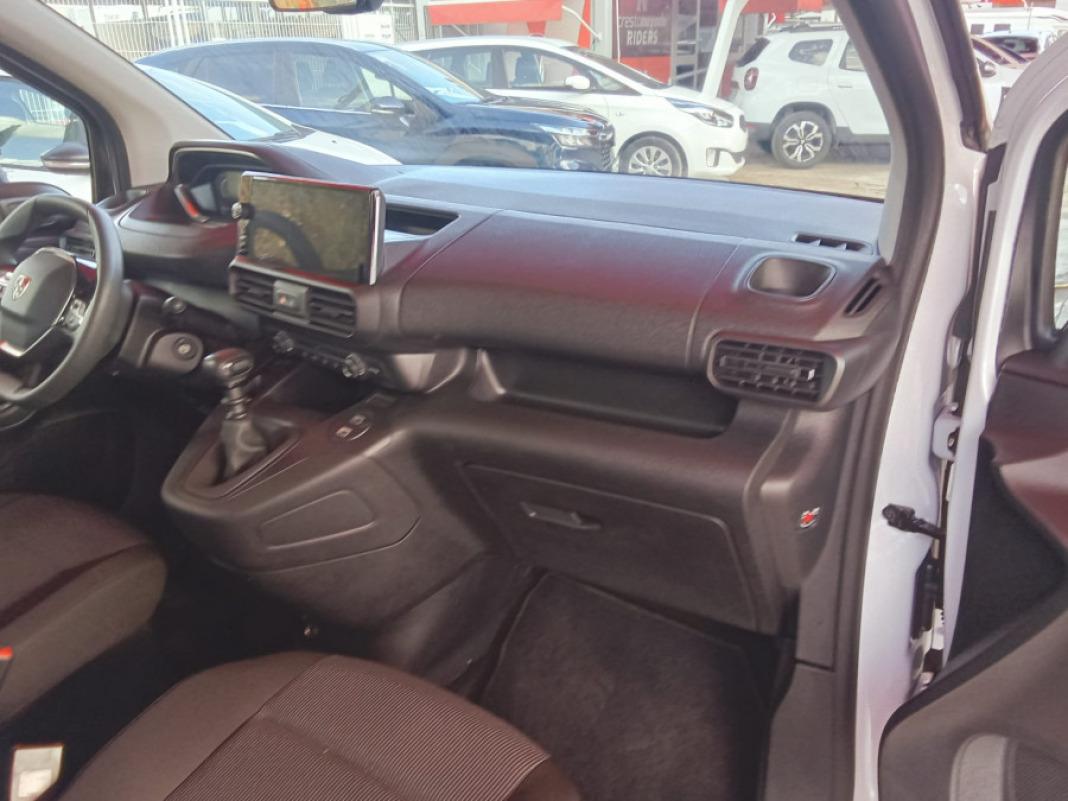 Peugeot Rifter Active Business Standard BlueHDi 100CV