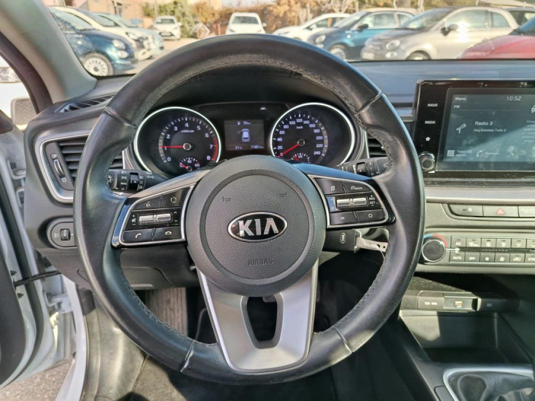 Kia Cee 1.0 TGDi 74kW 100CV Drive