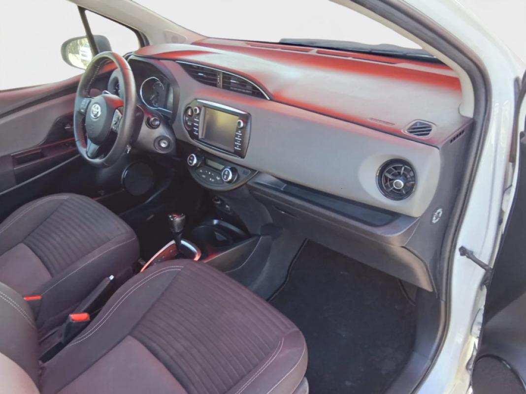 TOYOTA Yaris 1.5 Hybrid Active
