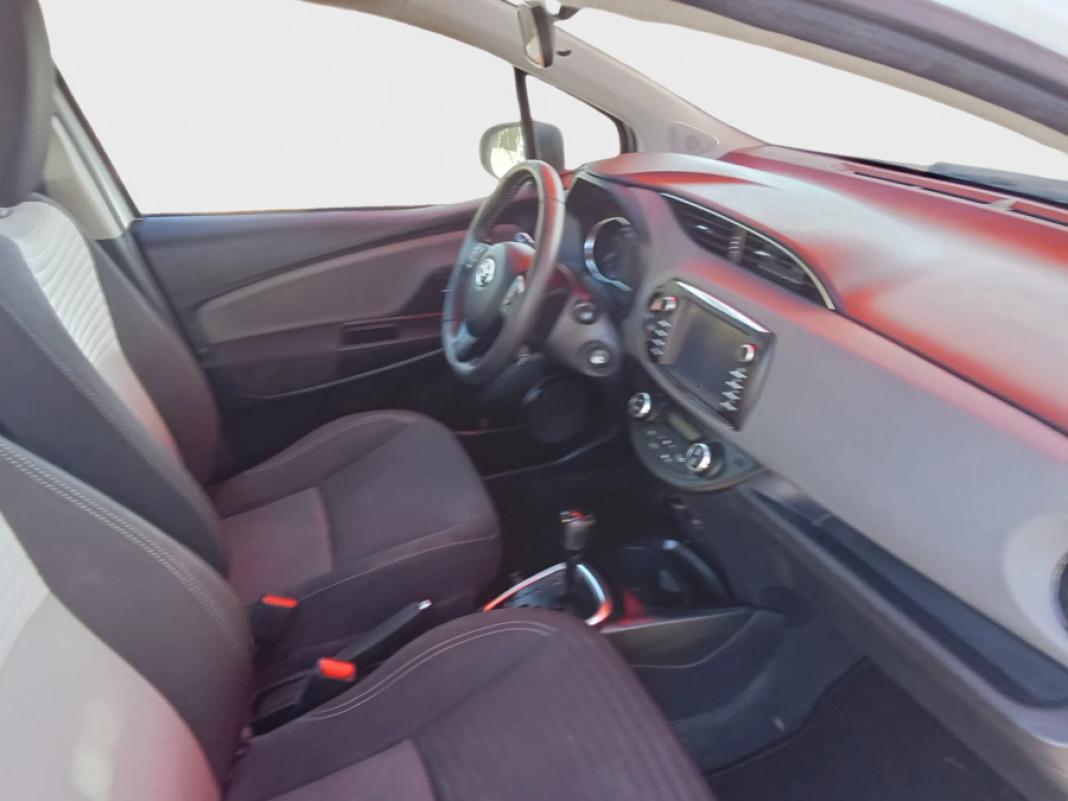 TOYOTA Yaris 1.5 Hybrid Active