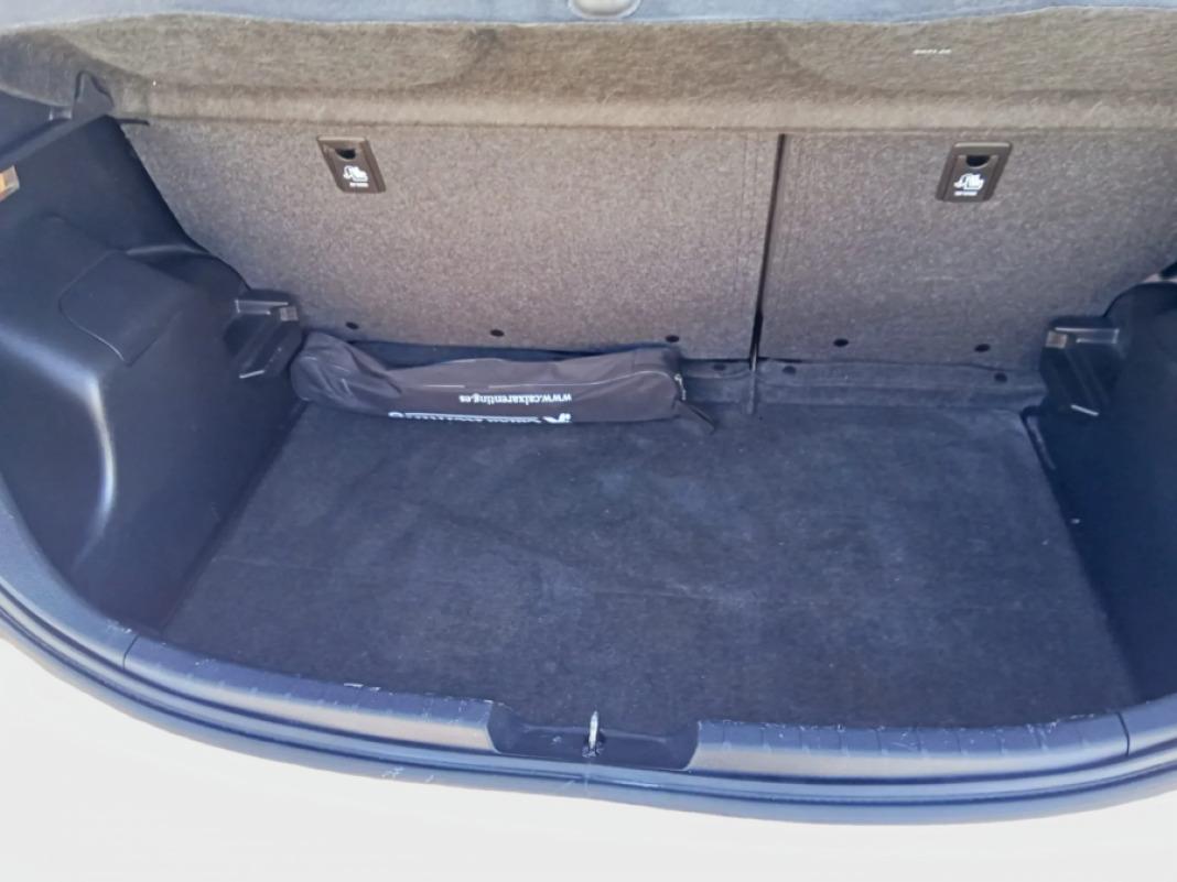 TOYOTA Yaris 1.5 Hybrid Active