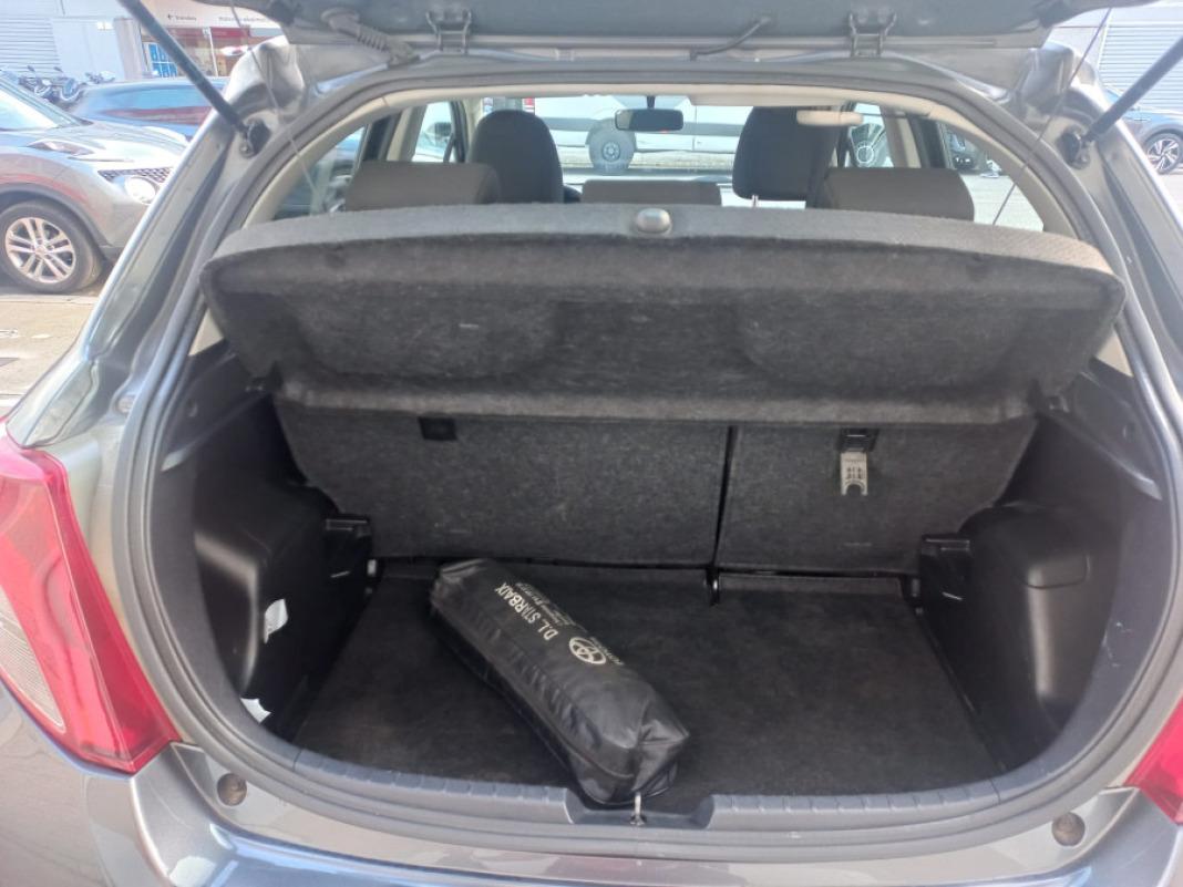 TOYOTA Yaris 70 LIVE