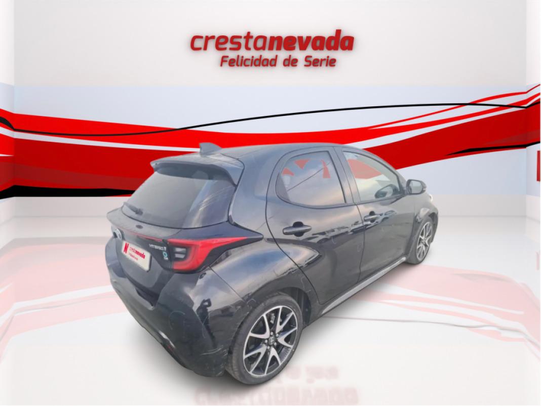 TOYOTA Yaris 1.5 120H Style