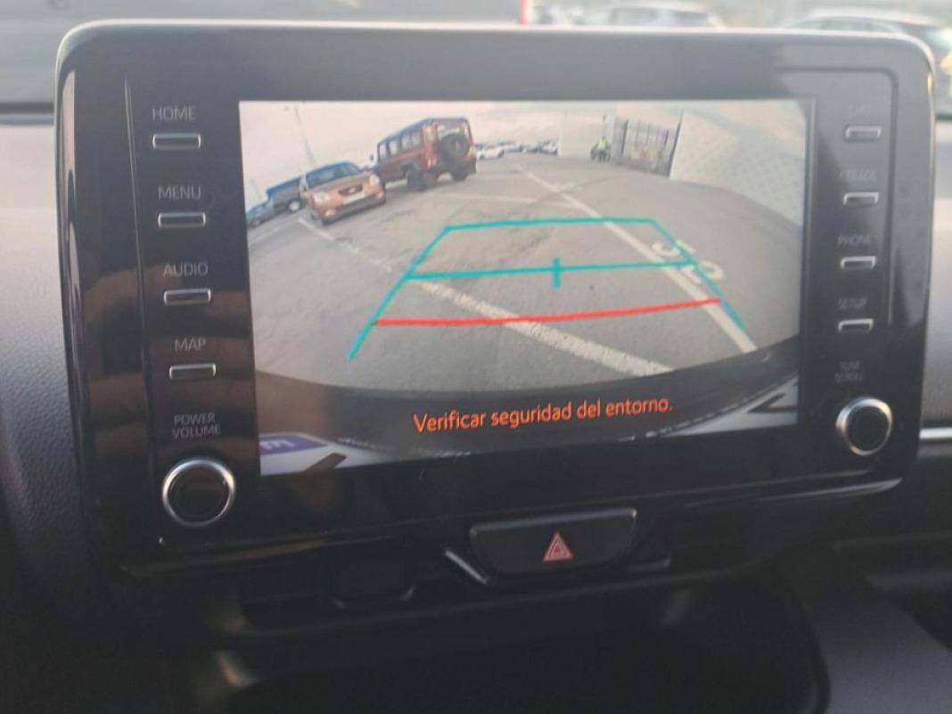 TOYOTA Yaris 1.5 120H Style