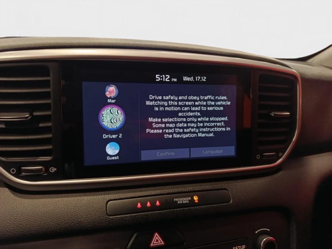 Kia Sportage 1.6 MHEV Business DCT 100kW 136CV 4X2