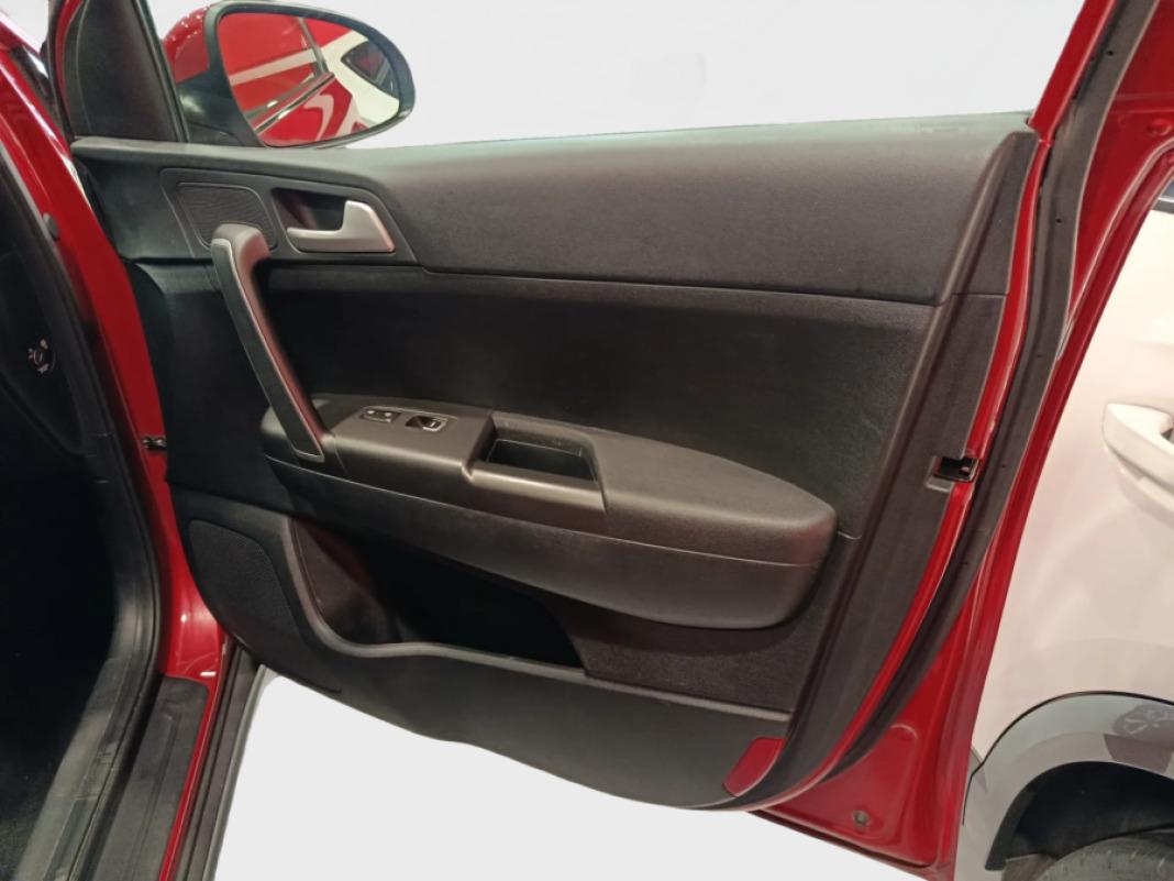 Kia Sportage 1.6 MHEV Business DCT 100kW 136CV 4X2