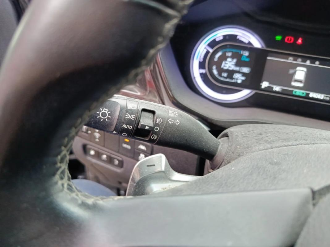 Kia Niro 1.6 GDi PHEV 104kW 141CV Drive