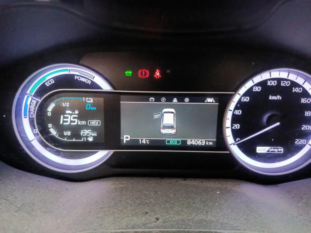 Kia Niro 1.6 GDi PHEV 104kW 141CV Drive