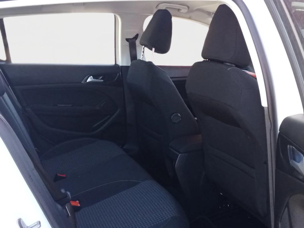 Peugeot 308 5p Active Pack BlueHDi 130 SS