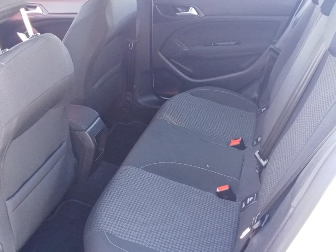 Peugeot 308 5p Active Pack BlueHDi 130 SS