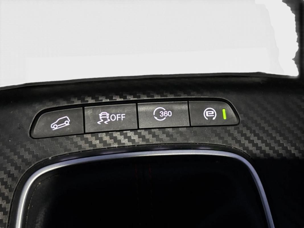 Mg Zs 1.5L MT 2WD LUX LHD 360 Camera DARK