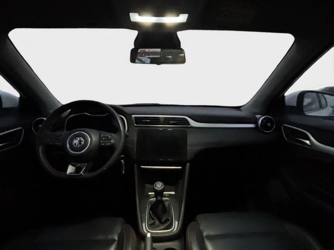 Mg Zs 1.5L MT 2WD LUX LHD 360 Camera DARK