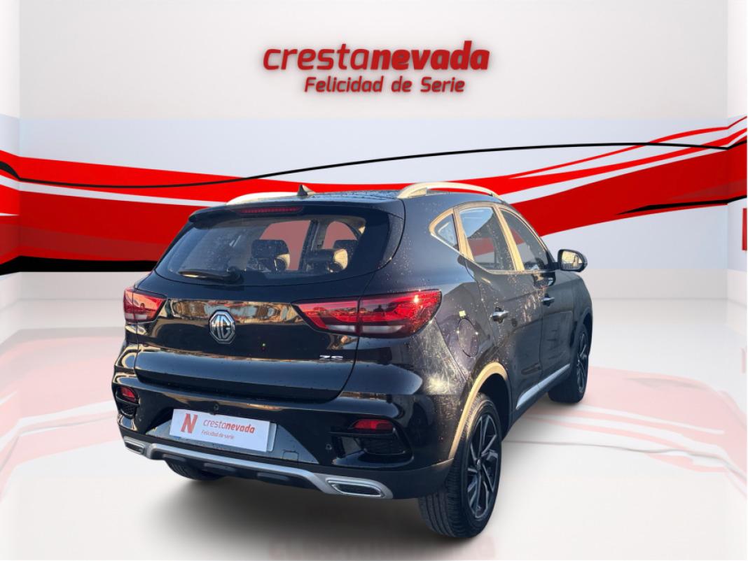 Mg Zs 1.5L MT 2WD LUX LHD 360 Camera DARK