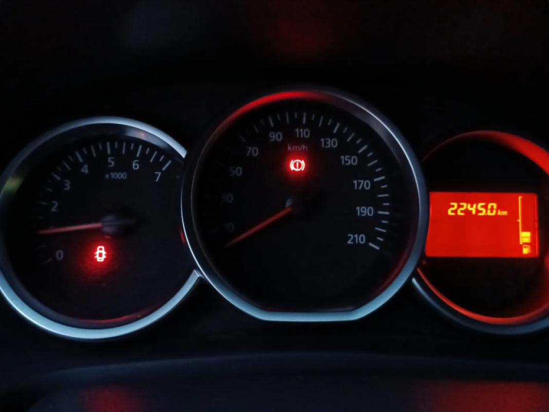 Dacia Sandero Essential TCE 66kW 90CV GLP  18