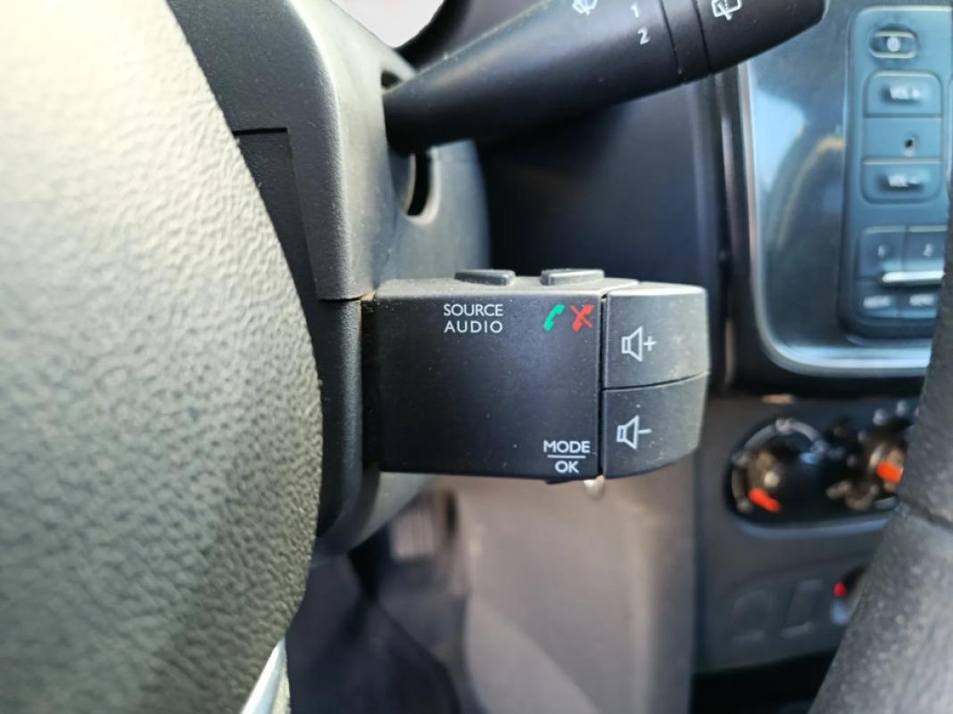 Dacia Sandero Essential TCE 66kW 90CV GLP  18