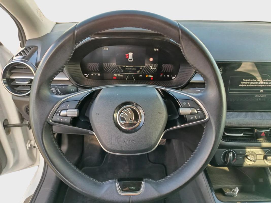 Skoda Fabia 1.0 MPI 59KW 80CV SelectionZen Blue dCi 110kW 150CV 4x4