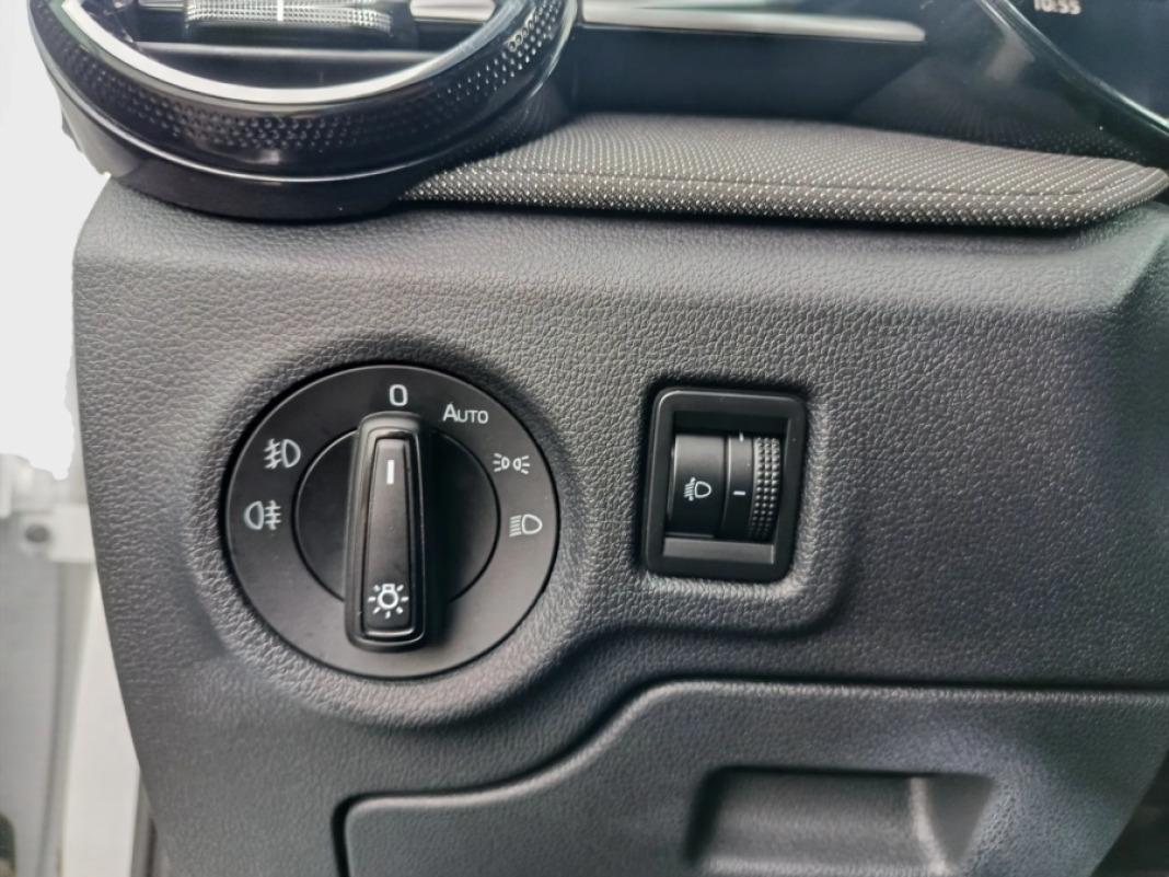 Skoda Fabia 1.0 MPI 59KW 80CV Essence