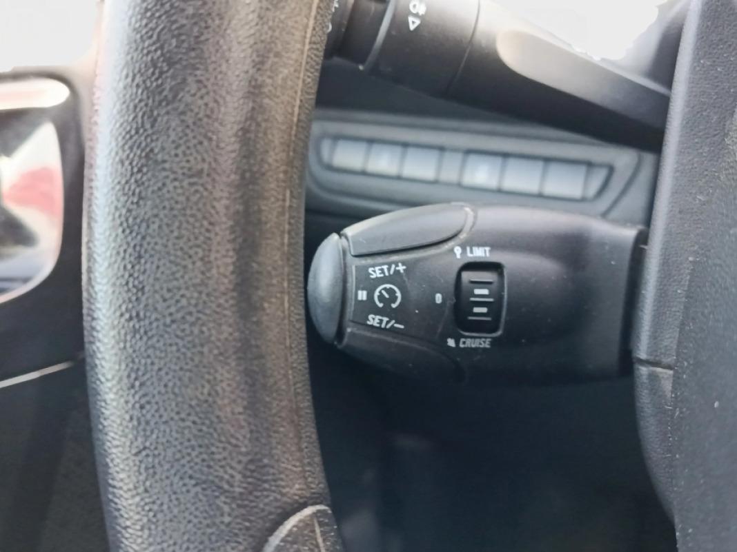 Peugeot 208 5P ACCESS 1.6 BlueHDi 55KW 75CV