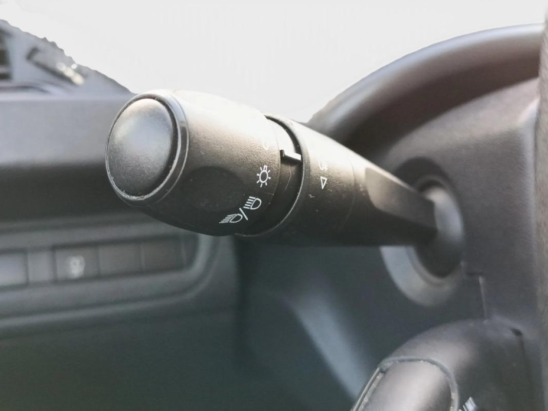 Peugeot 208 5P ACCESS 1.6 BlueHDi 55KW 75CV