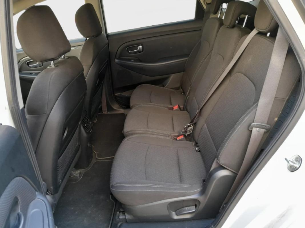 Kia Carens 1.6 GDi 99kW 135CV Drive