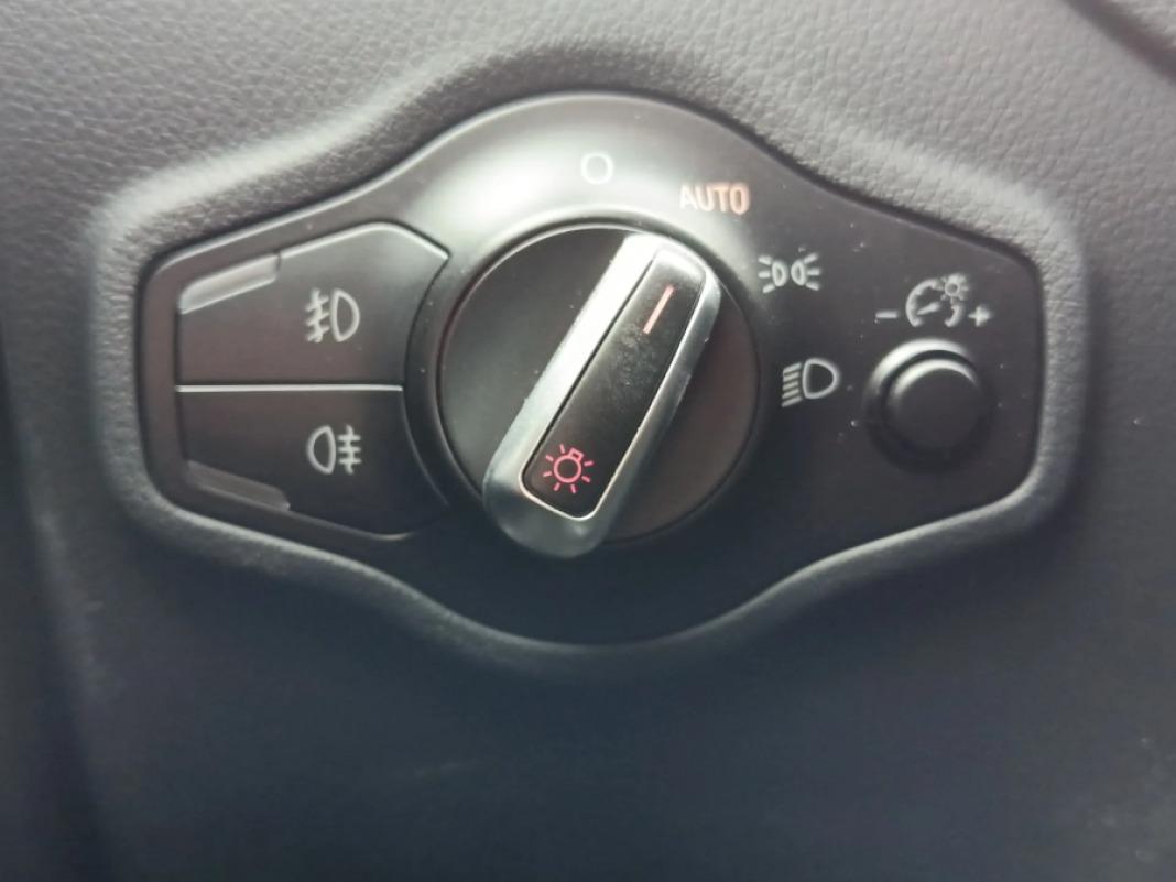 AUDI Q5 2.0 TDI 177CV quattro S tron Advanced ed