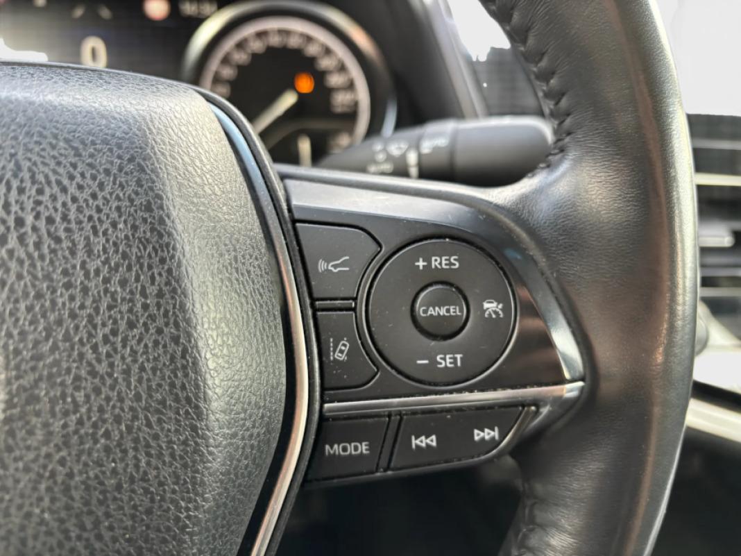 TOYOTA Camry 2.5 220H Advance