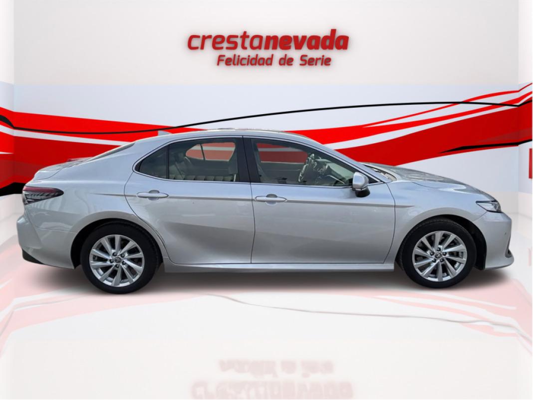 TOYOTA Camry 2.5 220H Advance