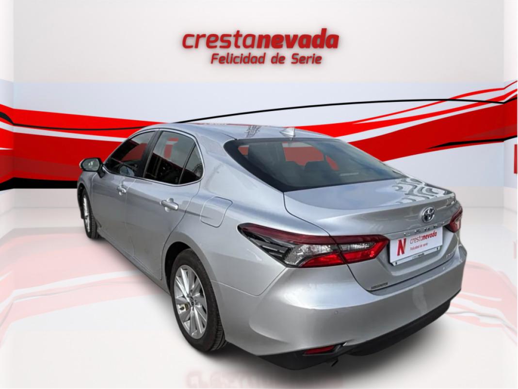 TOYOTA Camry 2.5 220H Advance