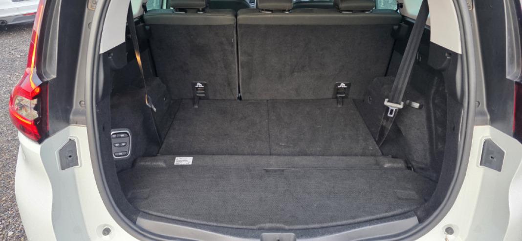 Renault Grand Scénic Black Edition TCe 103kW 140CV EDC MY211.6 TDI 85kW SS Style