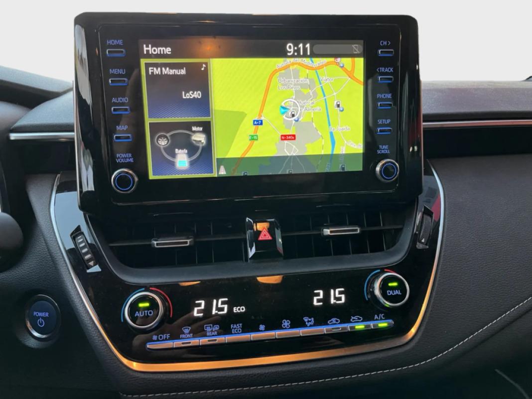 TOYOTA Corolla 1.8 125H ACTIVE ECVT