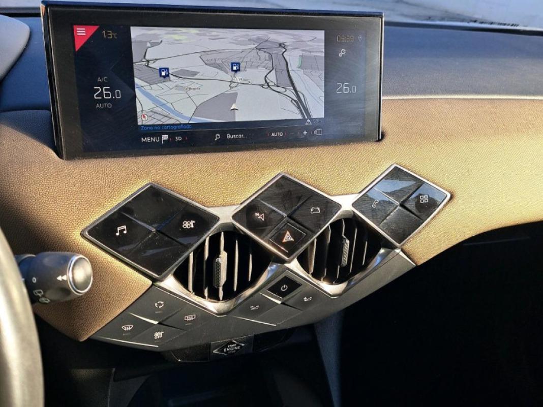 Ds Ds 3 Crossback PureTech 73 kW Manual SO CHIC