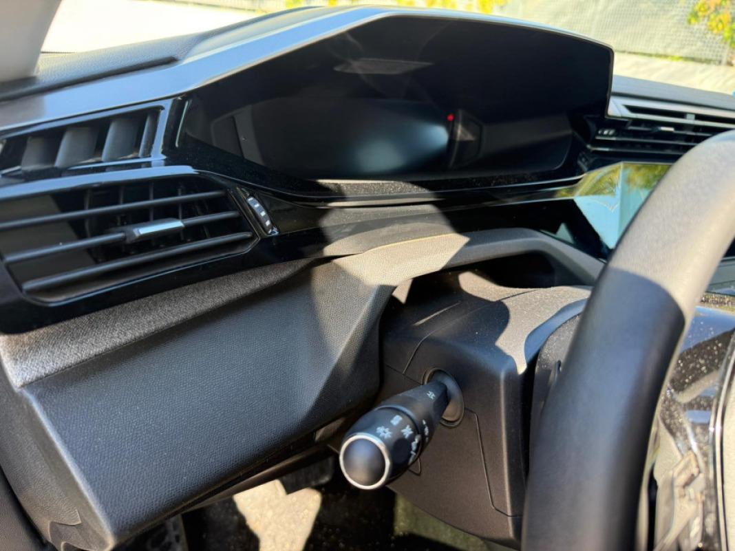 Peugeot 308 5P Allure Hybrid MHEV 145 eDCS6