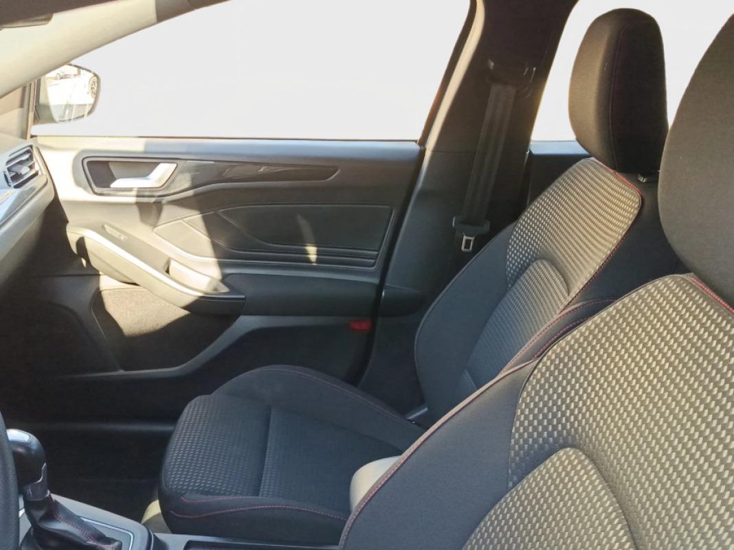 Ford Focus 1.0 Ecoboost MHEV 92kW STLine Auto